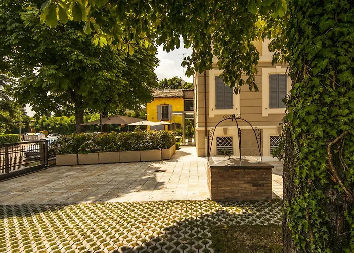 Szálloda Hotel Villa Maranello