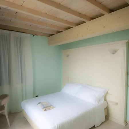 호텔 Hotel Villa Maranello 마라넬로