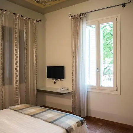 Hotel Villa Maranello فندق