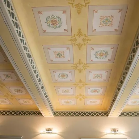 Hotel Villa Maranello 3*