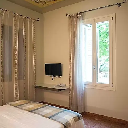 فندق Hotel Villa Maranello