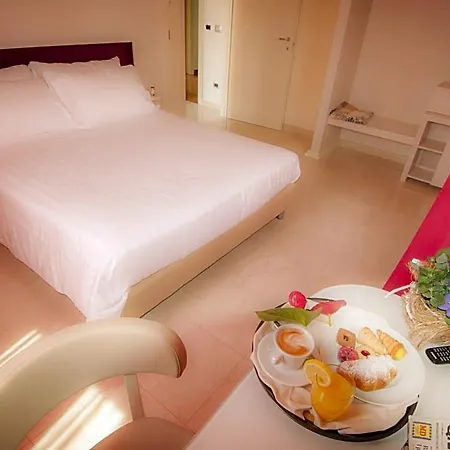 Hotel Villa Maranello 3*