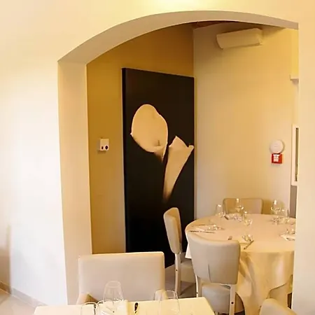 فندق Hotel Villa Maranello 3*